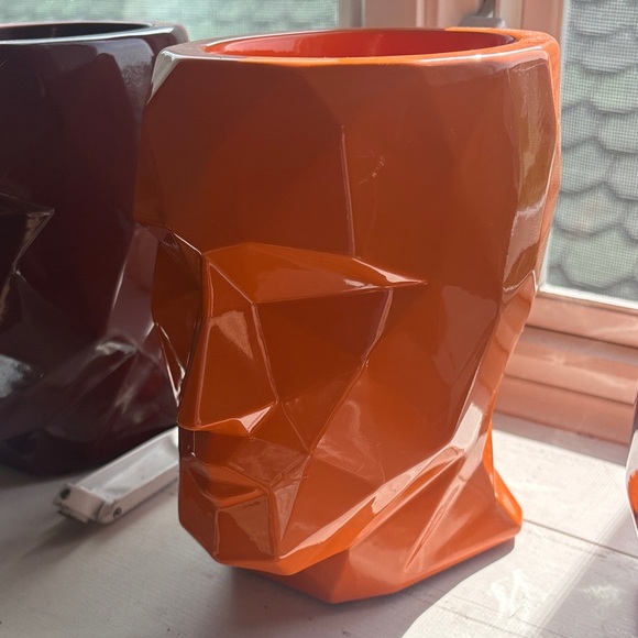 Vondom Geometric Orange Face Planter - Picture 5 of 8